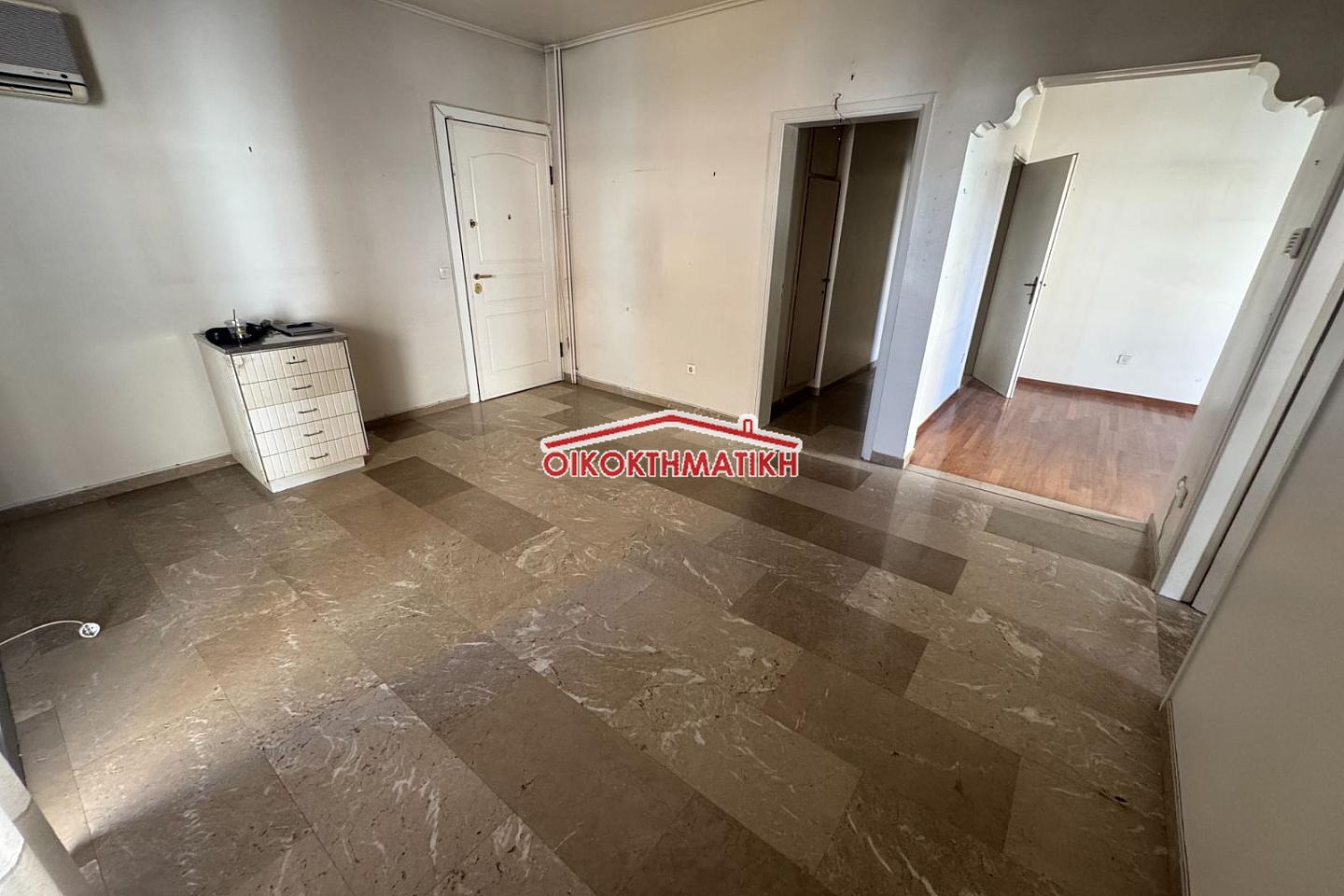 property-img
