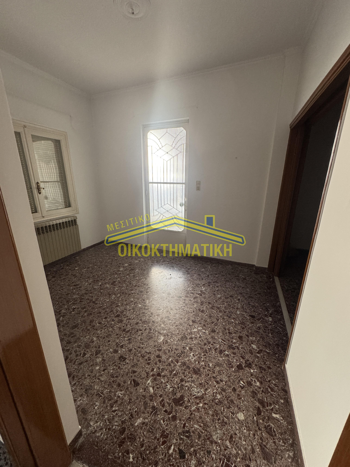 property-img