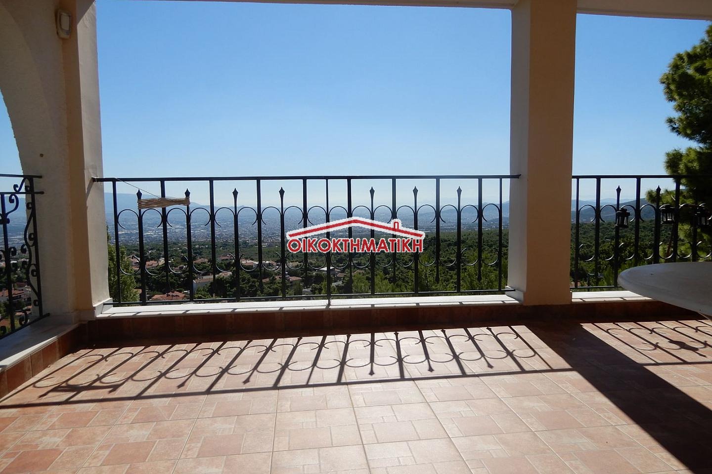 property-img